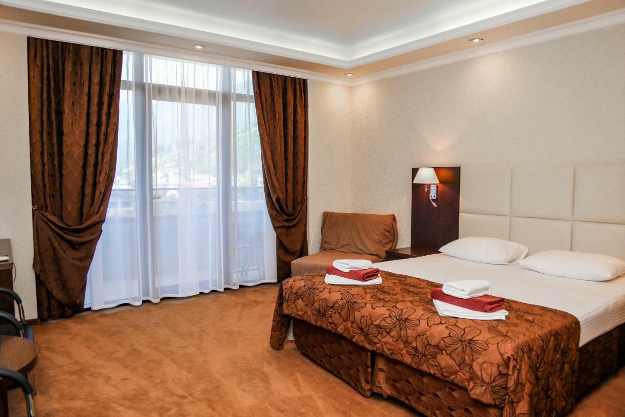 Grand Hotel Gagra Exterior foto